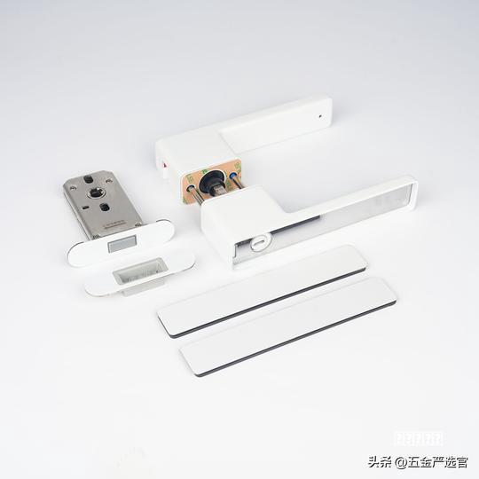 东莞市石碣泉兴资源再生利用技术店（个体工商户）成立 注册资本1万人民币